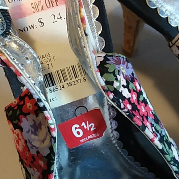 Rampage bow peep toe heels - Picture 6 of 7